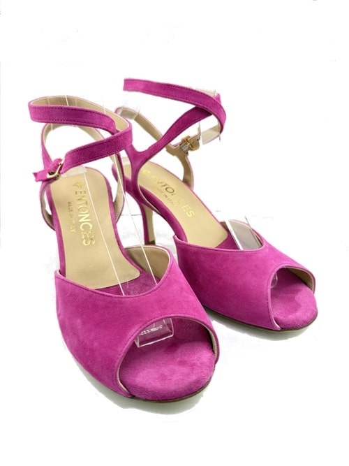 Tango Shoes color fuchsia. Entonces. jpg 76KB